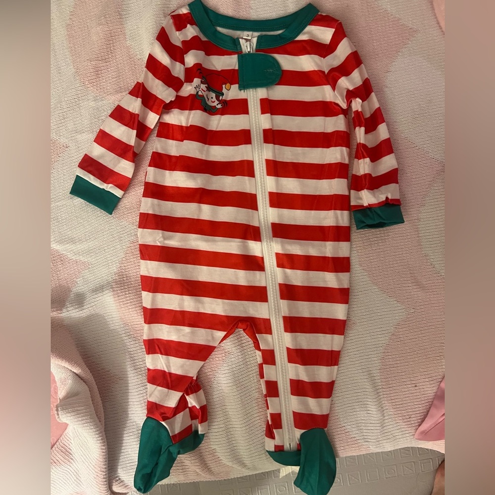 Pat Pat Family red and white button down striped pajamas cozy fleece NWT
